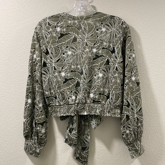 AMBER SKIES (NWT) Long Sleeve Open Tie Front Cropped Burnout Tropical, Olive - L - Picture 2 of 11